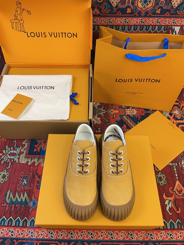 ルイヴィトン靴正面デザイン